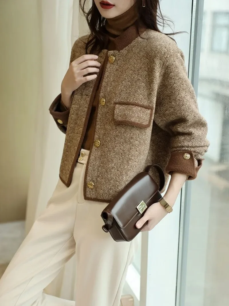 معطف نصف حياكة من مزيج الصوف للنساء بألوان متباينة وسترات قصيرة للنساء فاخرة وعصرية متوسطة عالية الجودة