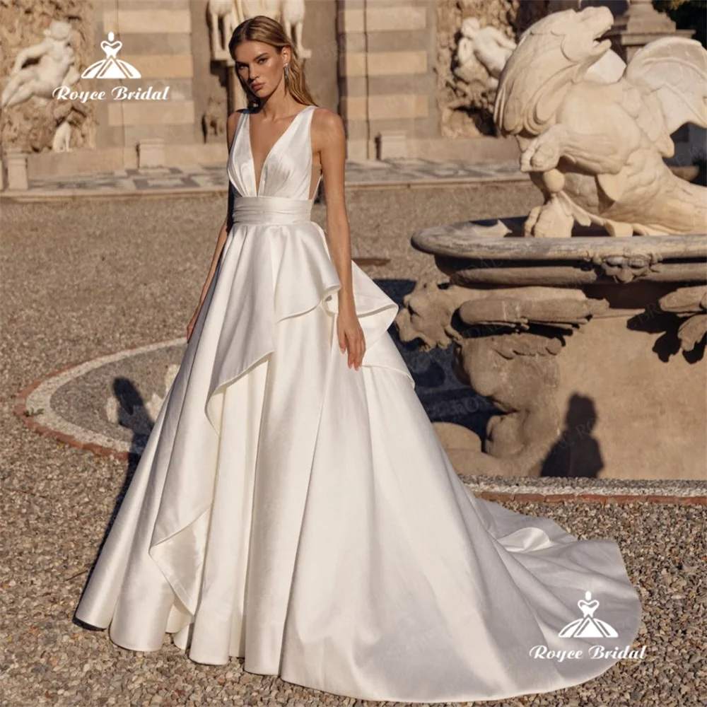 Roycebridal Brautkleid in A-Linie mit V-Ausschnitt 2025, Satin-Hochzeitskleid mit Hofschleppe, maßgeschneidertes Abendkleid, Robes de Soiréesuknia ślubna