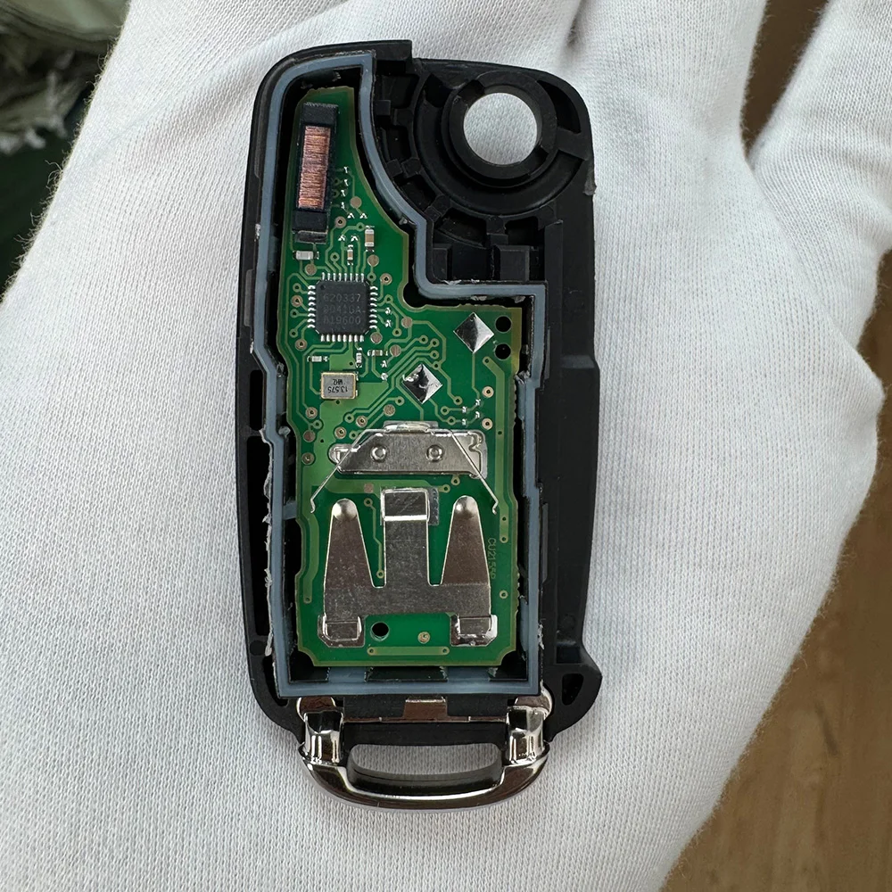 YOCASTY OEM 5K0837202AD llave remota abatible para VW Touran Jetta Tiguan Transporter PASSAT GOLF POLO 433Mhz integrado 48 CHIPD48