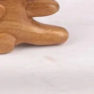 

Массажер с рисунком динозавра, зеленый сандал, терапия головы, успокаивающая расческа-меридиан, портативная деревянная массажная расческа для ухода за головой