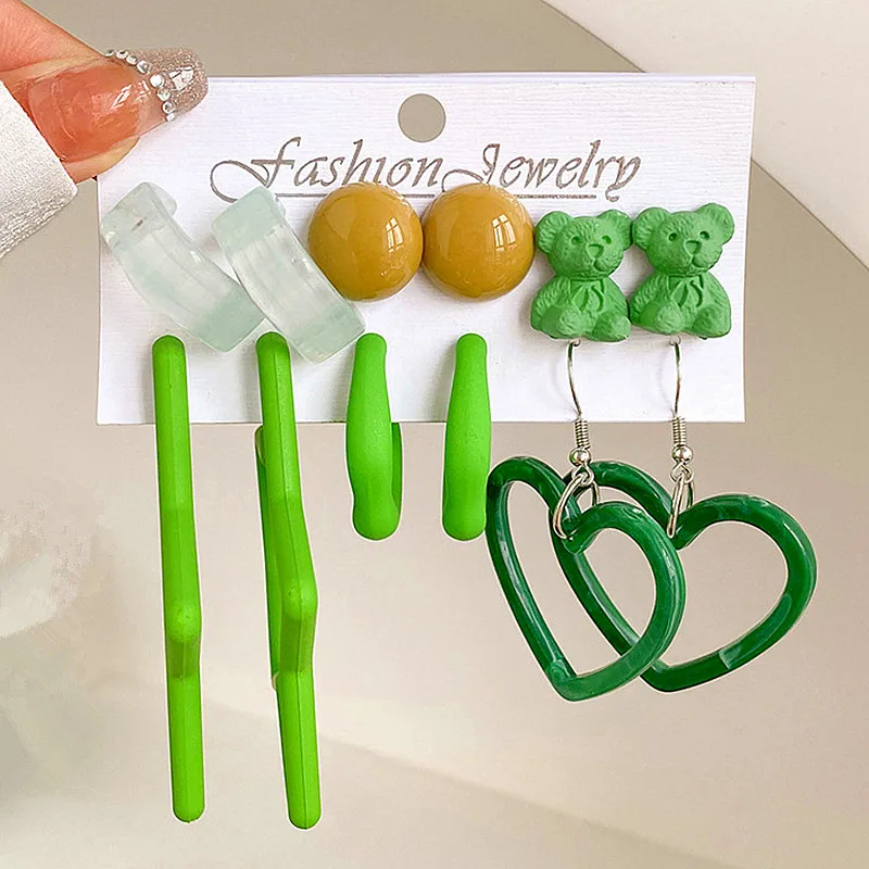 5 Pairs/Set Korean Fashion Resin Acrylic Green Bear Star Pendant Earrings for Women Heart Geometric Earring Sets Trendy Jewelry