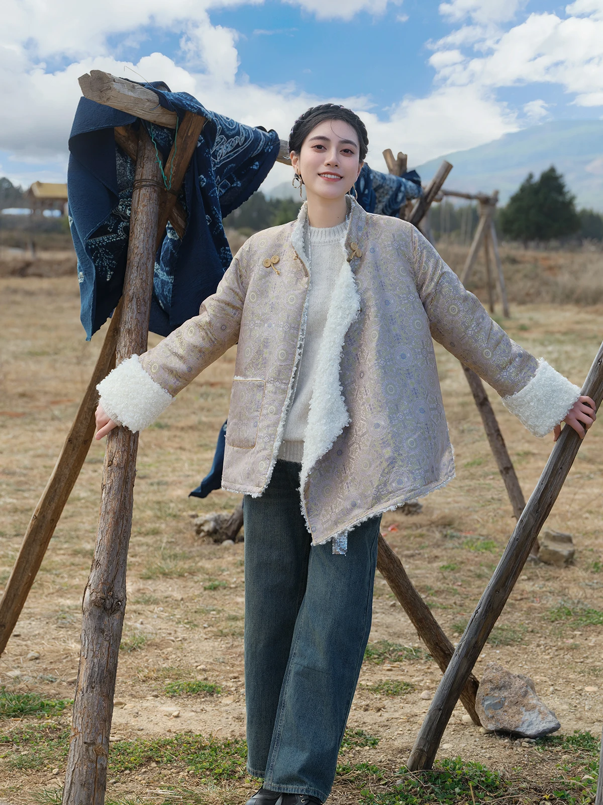 

Женская утепленная куртка из хлопка с мехом ягненка Lhasa, с воротником-стойкой, в национальном стиле, с длинными рукавами, для повседневной носки, с абстрактным узором