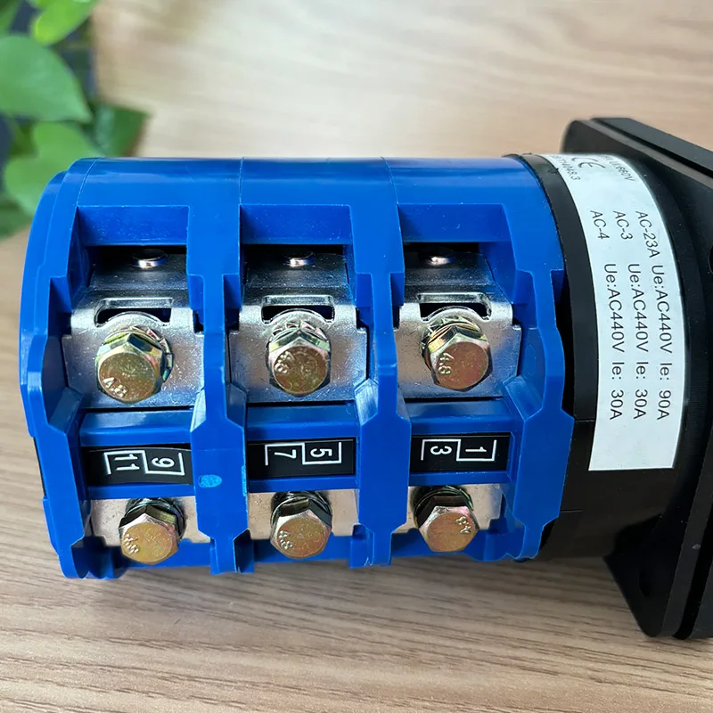 Imagem -04 - Interruptor Giratório Universal da Comutação da Came 3-pole 102 660v 125a Posições