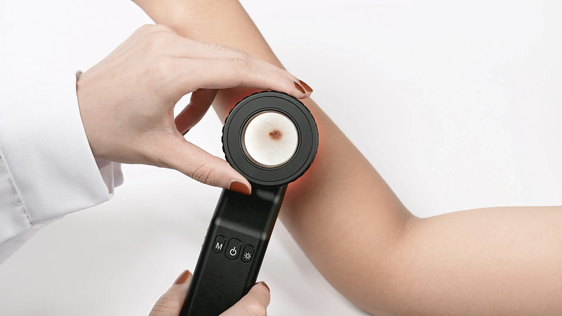 IBOOLO DE-4100 Photo Dermoscope Device Smartphone Compatible Handheld Dermatoscope Medical Lens