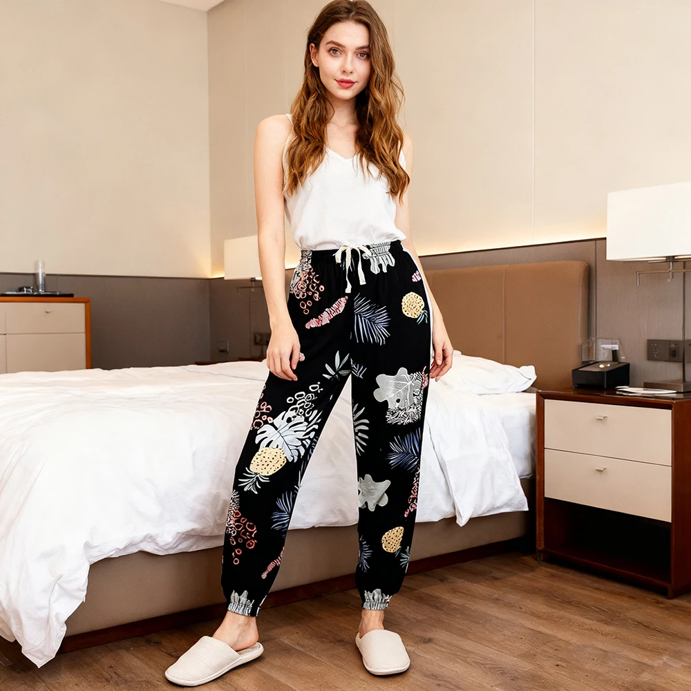 Soft Cotton Women's Summer Pajama Pants - Elastic Waist, Cute Floral, Lightweight Sleepwear for All-Day Home Comfort