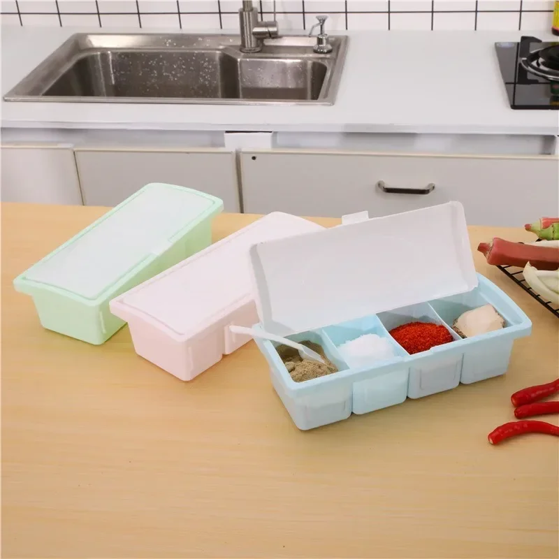 Multi-functional plastic seasoning box salt MSG seasoning box kitchen separator with spoon with lid seasoning jar spice jars set