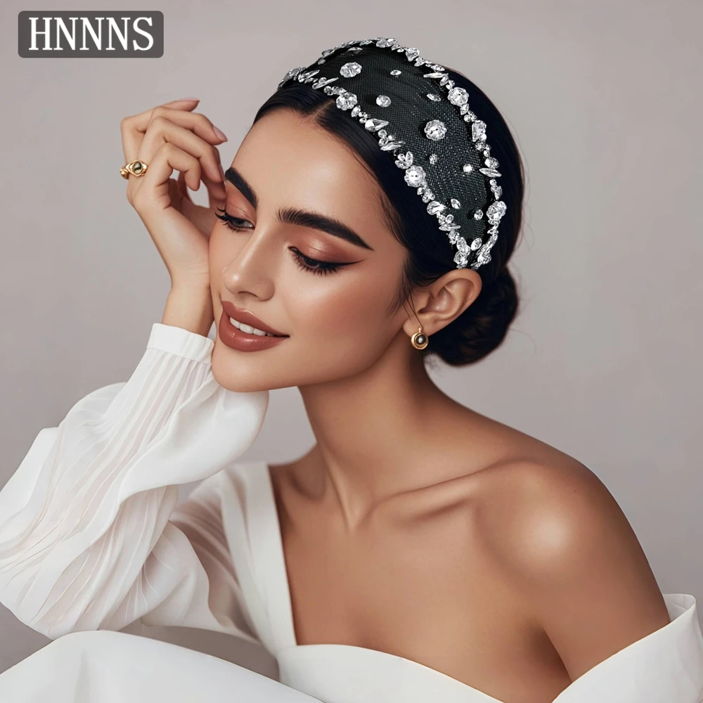 

TOPQUEEN Exquisite Bridal Wedding Water Drill With Handmade Luxurious Minimalist Ladies' Banquet Party Christmas Headpiece YXA45