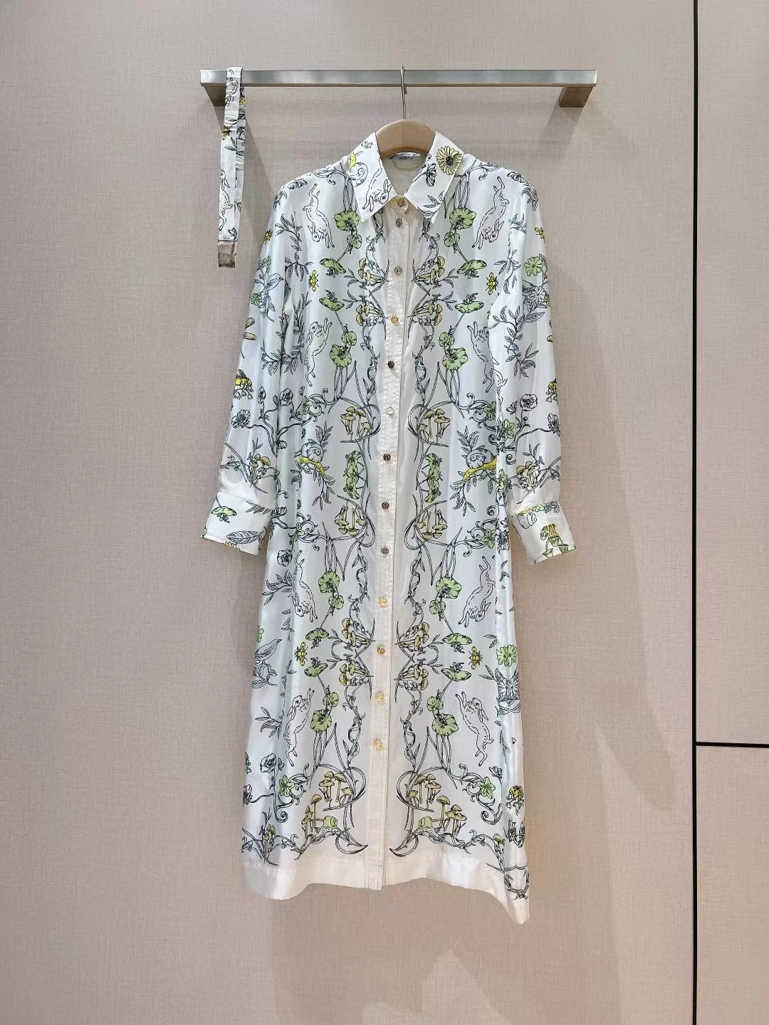 New 2024 French printed silk long sleeved dress! 100% silk twill texture