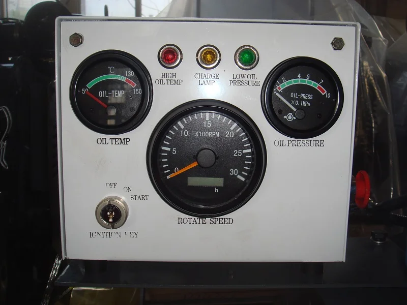 Control Panel 3 meters detect engine speed, oil temperature and oil pressure