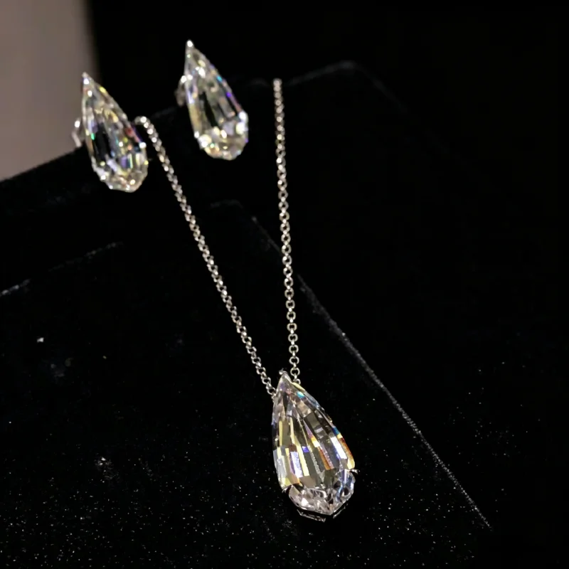 Bellux Pandent Chain 925 Silver Synthetic Zircon Necklace 25 Carat White Drop Diamond Fashion and Simple Daily Necklaces