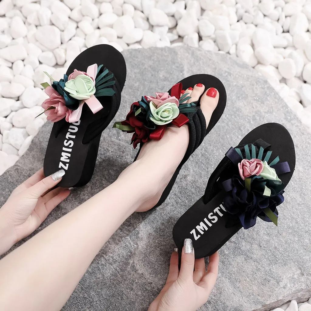 Pug pantofole per le donne fiori scarpe traspirante spiaggia casa donna zeppe infradito sandali pantofola larghe diapositive scarpe per le donne