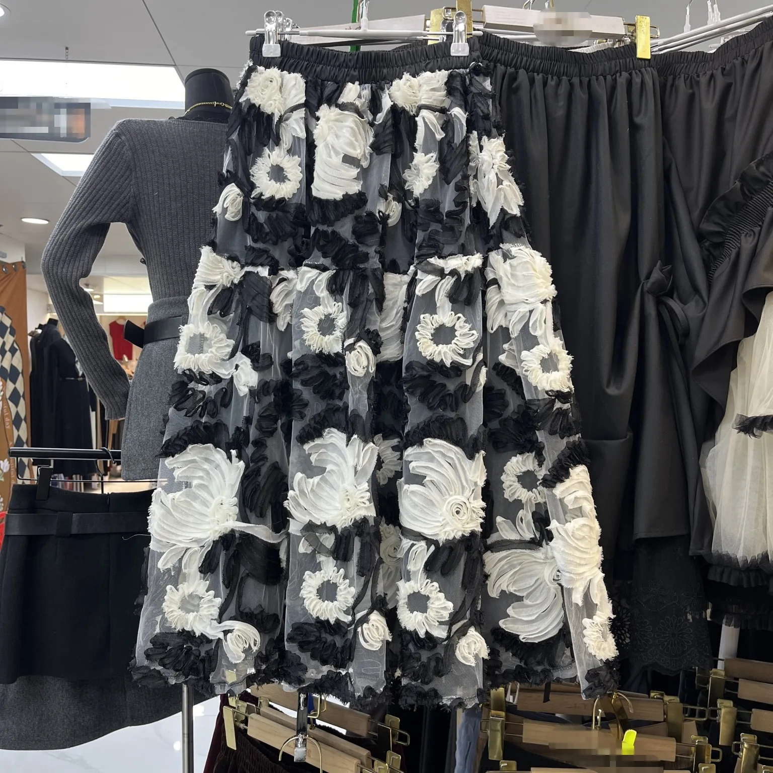 2025 spring French Contrast Colors Embroidered Skirt Elastic Waist Loose Fashion Elegant Women A-line Skirts