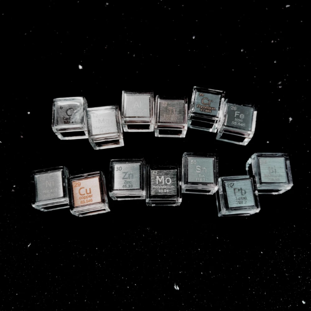 Ornement de Cube en métal chromé de 10MM, affichage de tableau périodique, cadeau de collection pour la recherche scientifique et l'enseignement, modèle Miniature