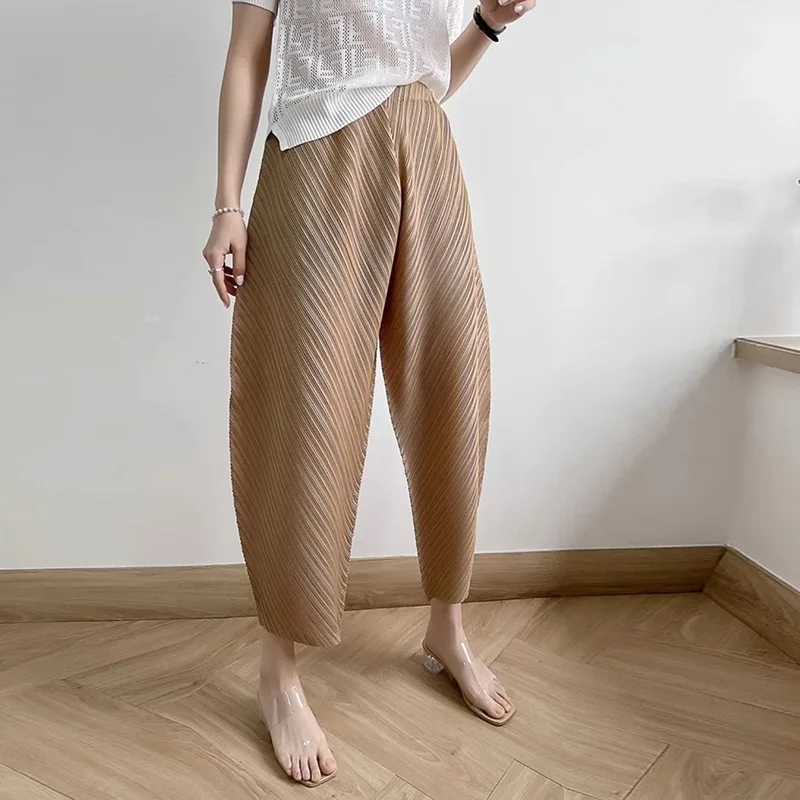 

Wrinkled pants for women in summer, high waisted and slim, casual and loose, oversized banana pants, wide leg cropped pants