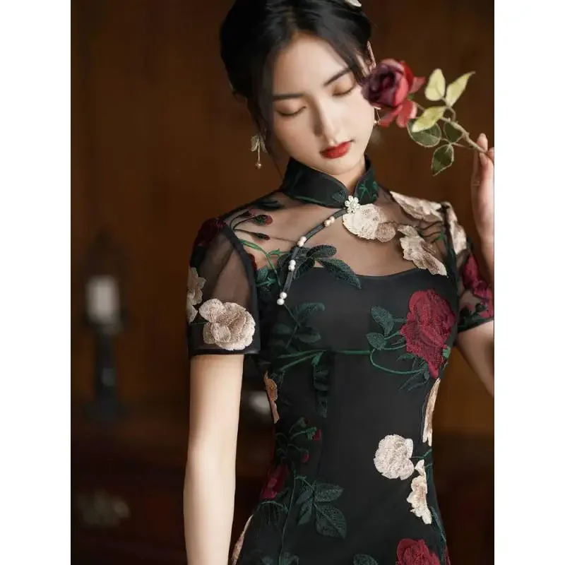 

Черное кружевное платье Cheongsam с цветочной вышивкой, новинка 2024, улучшенная женская одежда в стиле ретро для молодых женщин, женское элегантное повседневное Ципао