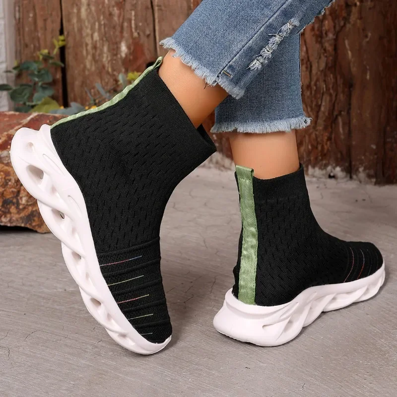 Female Shoes on Sale 2024 New Elastic Fabric Women Vulcanize Shoes Autumn Breathable Mesh Solid Casual Short Barrel Socks Boots