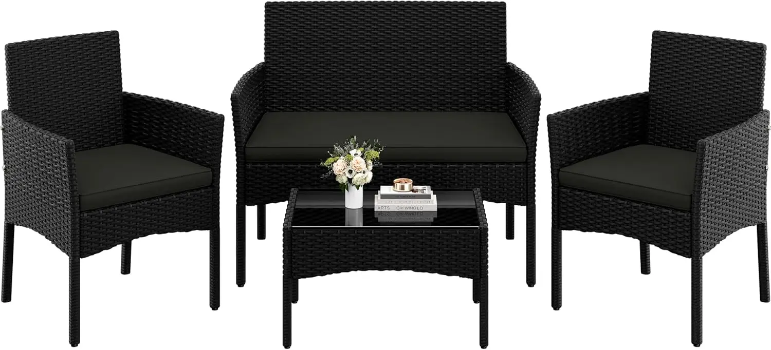 4-teiliges Gartenmöbel-Set: 2-Sitzer-Sofa, 2 Stühle, Tisch & Kissen. Aus Poly rattan, geeignet für