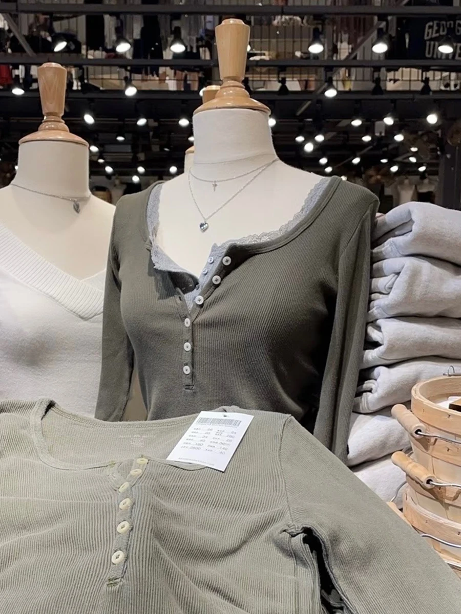 

Армейская зеленая тонкая футболка с резьбой, женские футболки с круглым вырезом и длинными рукавами с шестью пуговицами, женские винтажные повседневные шикарные базовые топы, новинка осени