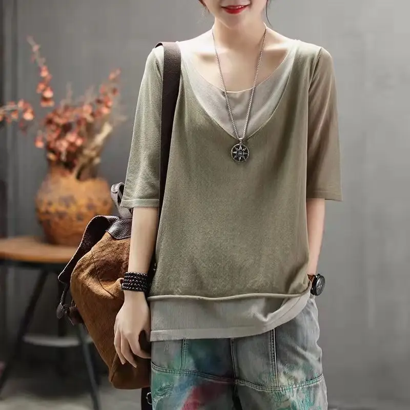 Fashion V-Neck Spliced Loose Fake Two Pieces Blouse Women\'s Clothing 2024 Summer New Casual Pullovers All-match Commute Shirt