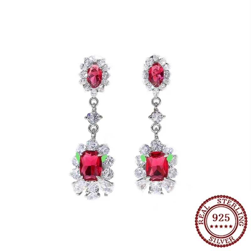 

Светский стиль, темперамент, красный корунд, модный комплект из трех предметов, имитация рубина, открытое кольцо, женские серьги-подвески