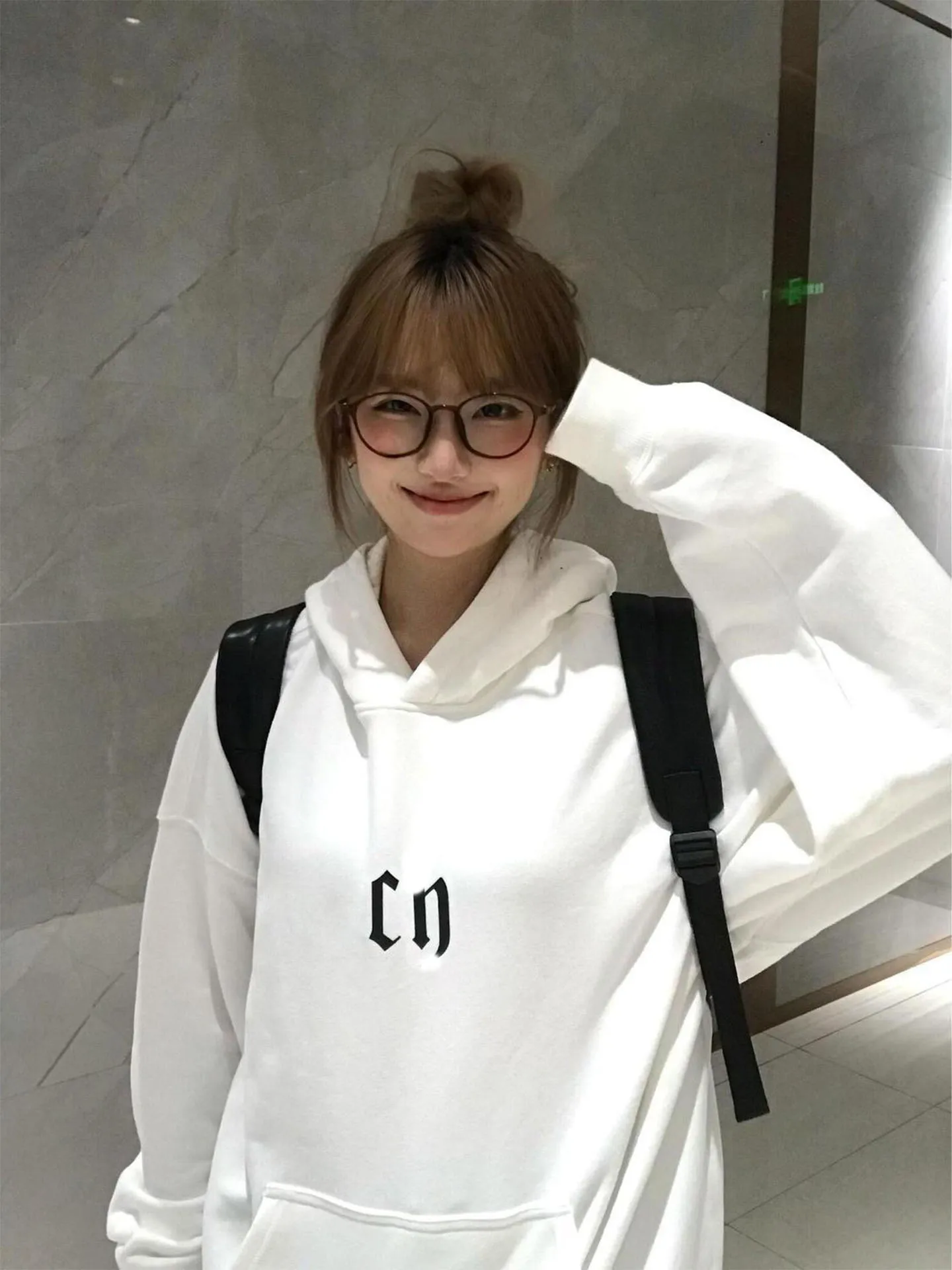 

Японская толстовка-худи в университетском стиле, утепленная, с принтом, с надписями, в американском стиле, осенняя, новая, свободного кроя, модная, с капюшоном