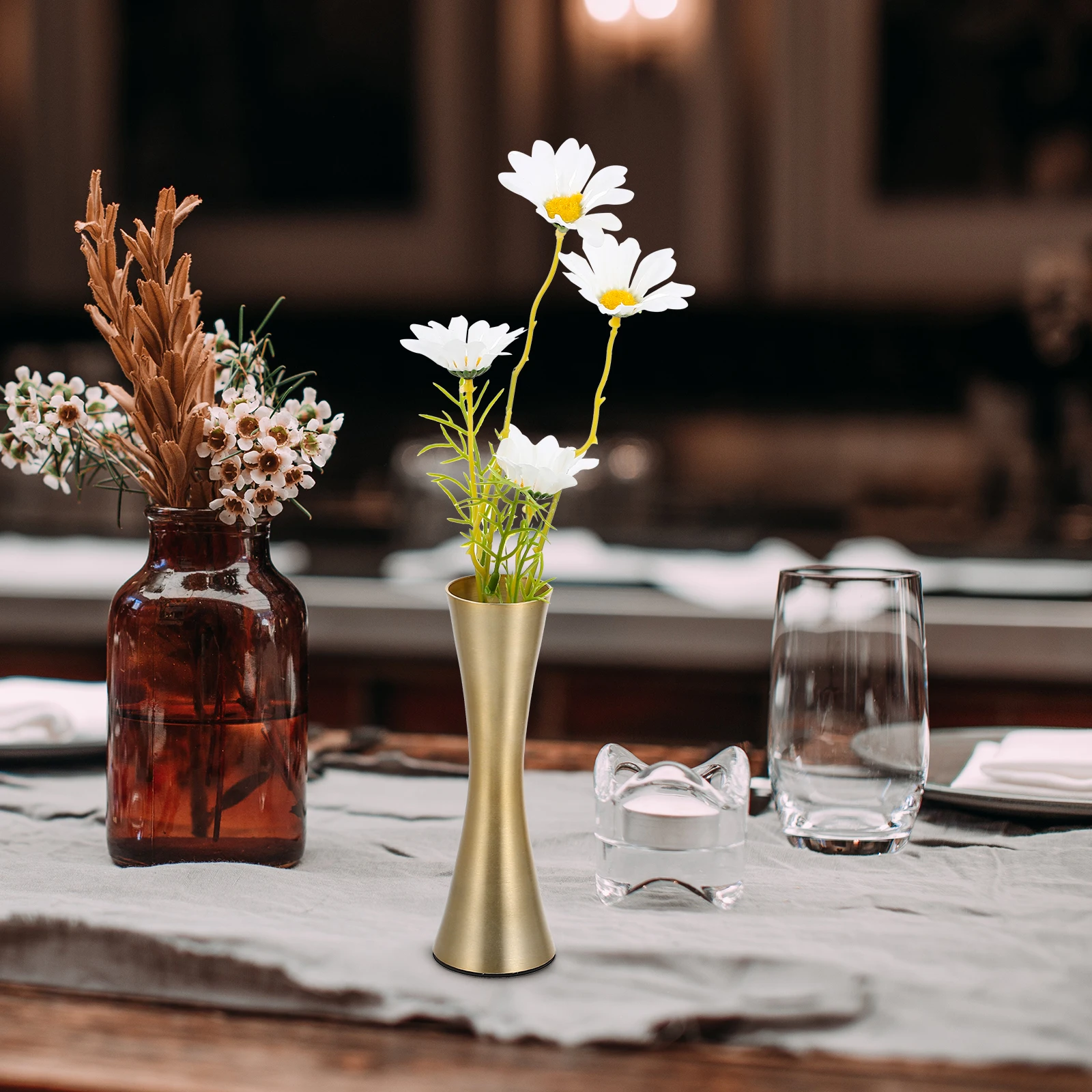 

Metal Decorative Modern Simple Adornment Aluminum Flower Vase Design For Home Office Garden Decoration Vase Adornment