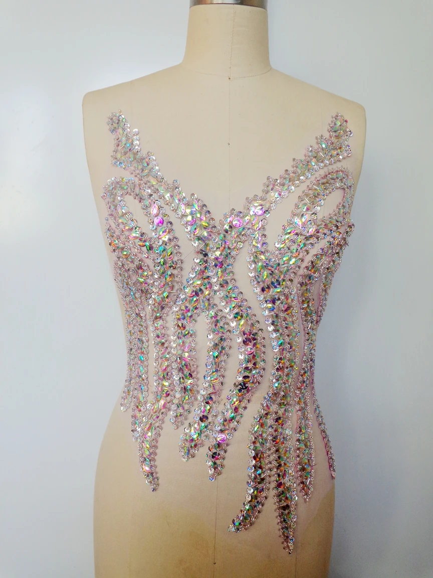 

Luxury Shinny Striped Beaded Multicolour Crystal Profiling Tulle Evening Dress Hollow Out Fabrics V Neck Cocktail Gown Material