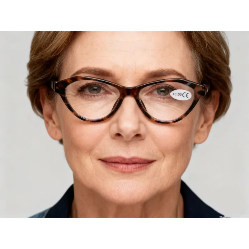 

New Fashion Eyeglasses for Woman Personalized Simple Design Anti-Blue Light Ladies Reading Glasses Customizable Prescription