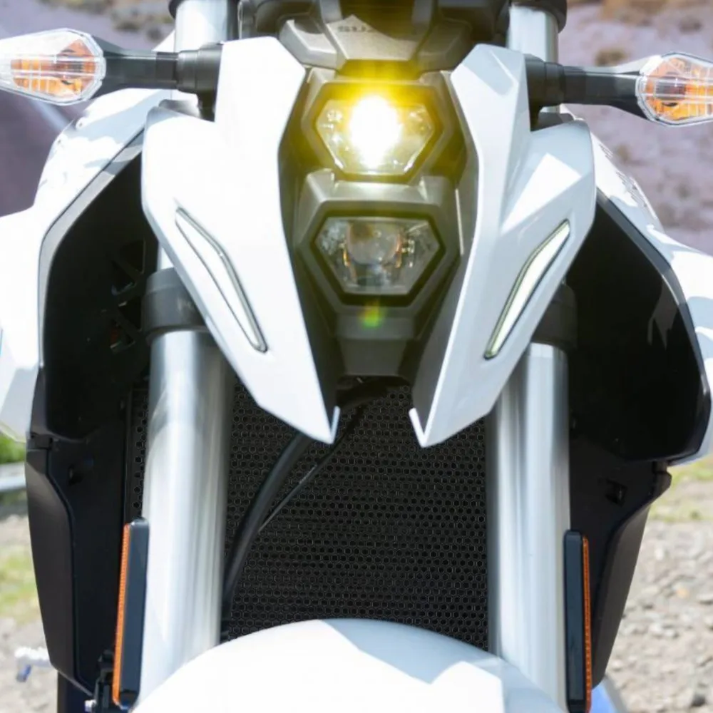 

New Motorcycle For Suzuki GSX-8R GSX 8R GSX8R 2024 2025 GSX 8 R Fuel Tank Protection Radiator Grille Guard Cover Accessories