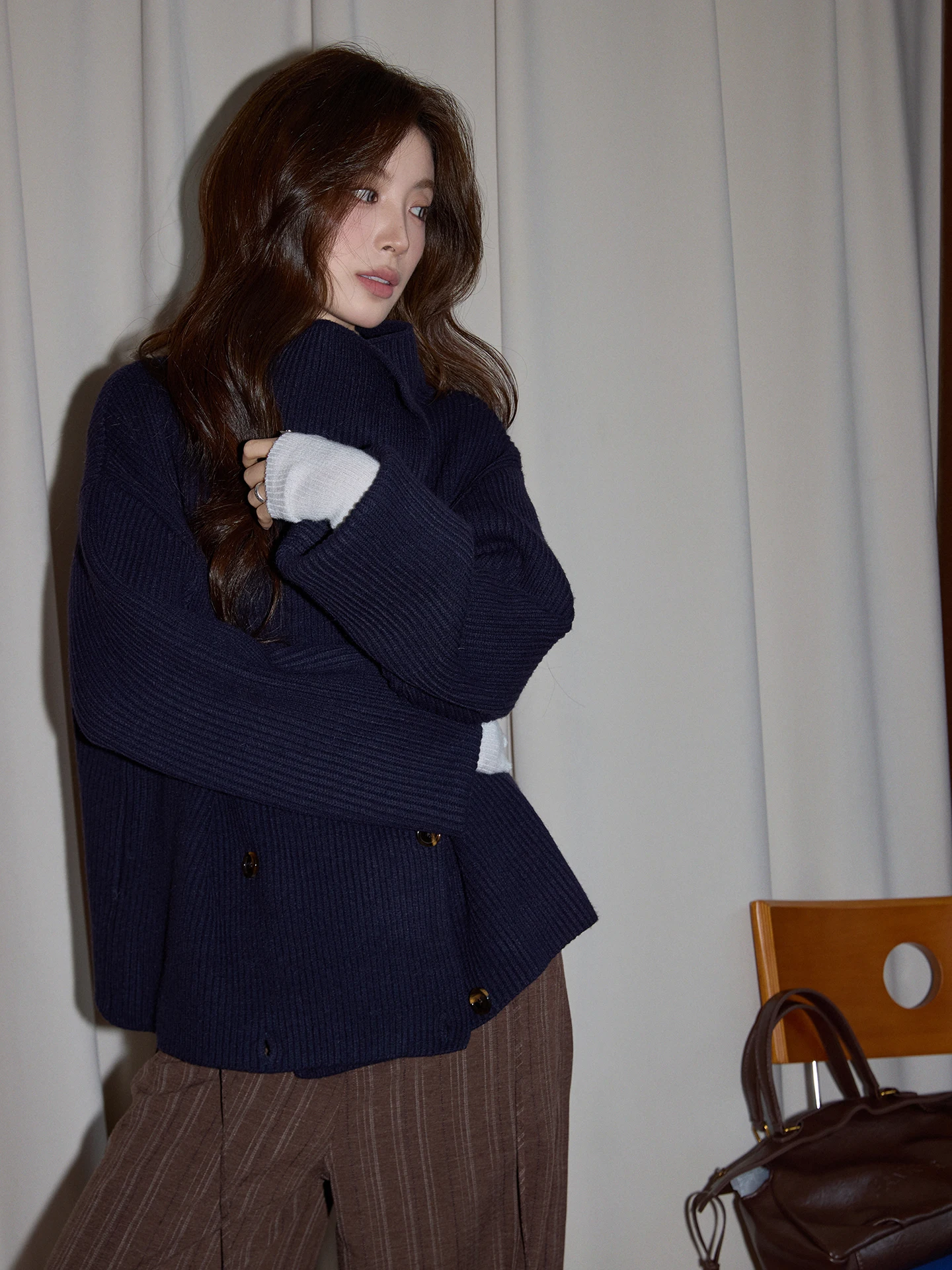 

Синий утепленный кардиган с длинными рукавами, женский свободный кардиган на зиму, модная повседневная верхняя одежда из смеси полиэстера, акрила и нейлона