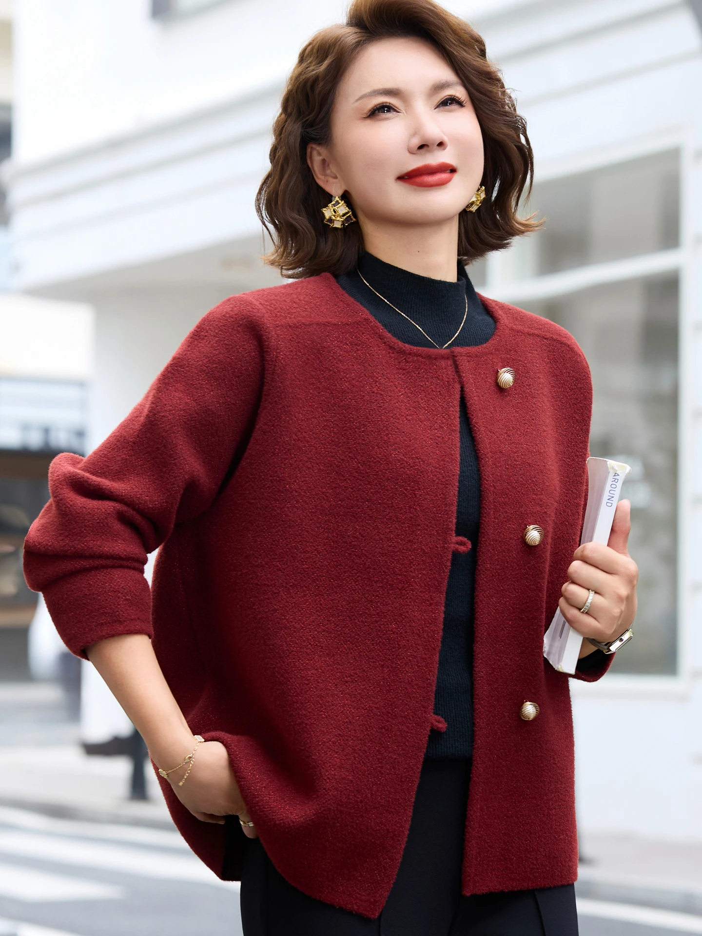 

Elegant Short Woolen Coat for Women in Autumn Wedding Banquet Fashionable Small Size Middle-Aged Ladies Fragrance Style Top