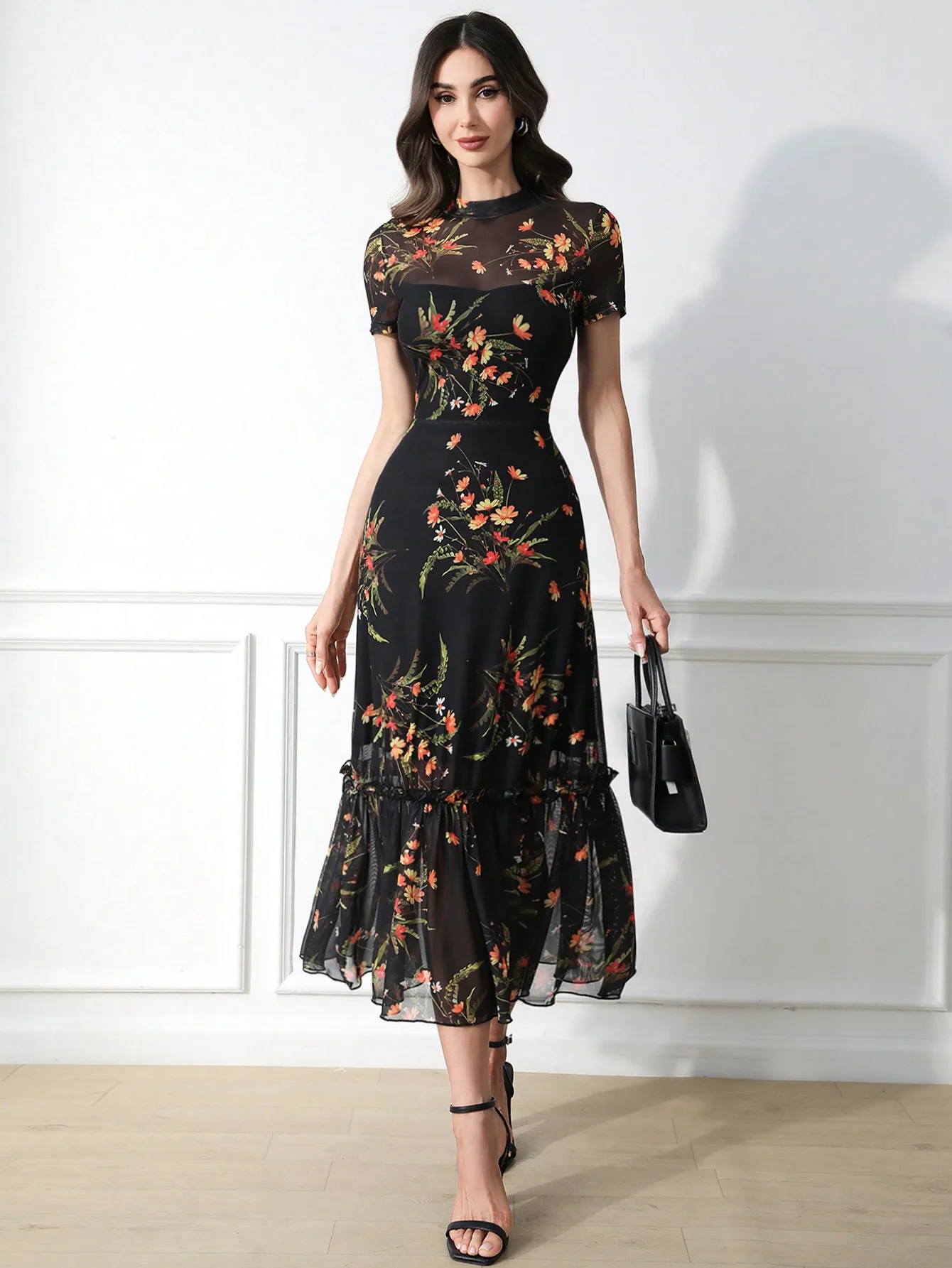 

Black Floral Print Mesh Overlay Round Neck Short Sleeve Midi Dress with Ruffled Hem