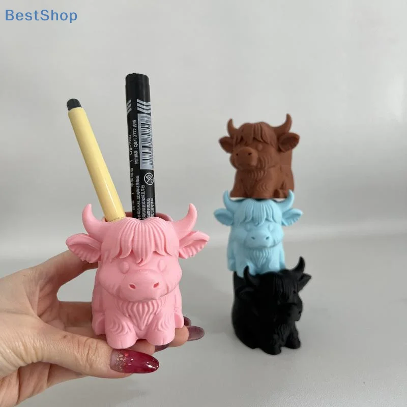 

♥Cute Highland Cow Pen Holder | Resin Animal Pencil Cup for Desk Decor & Stationery Storage