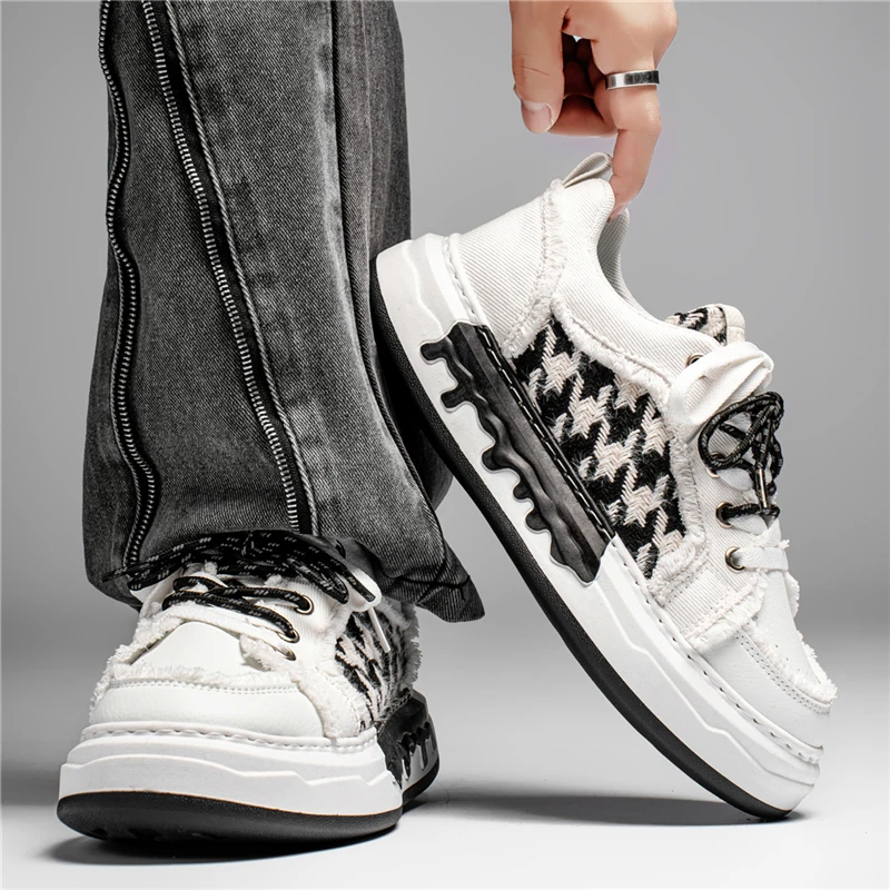 All Black Minimalist Men Walking Sneakers Light Non Slip Wear Resistant Universal Matching  Daily Work Outdoor Sports Trainers