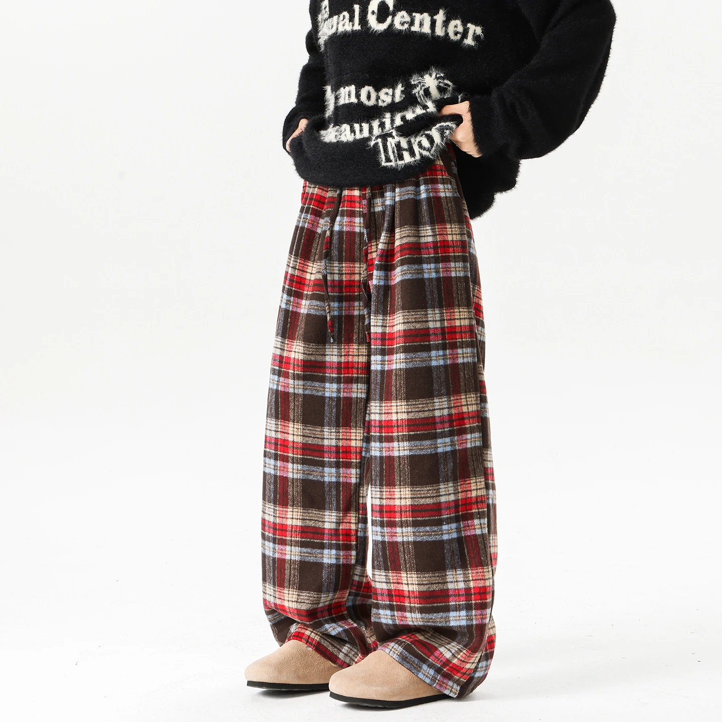 

Новые повседневные брюки 2026 года: свободные прямые штаны с широкими штанинами, средней посадкой, в американском стиле, с контрастным клетчатым узором, модная мужская одежда