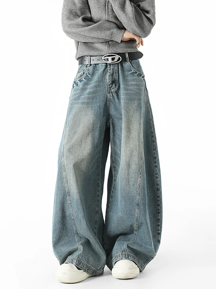 Calças Jeans Americanas Retrô Cleanfit com Corte Curvo, Perna Larga Solta e Micro Flare, para Homens e Mulheres, Design Outon...