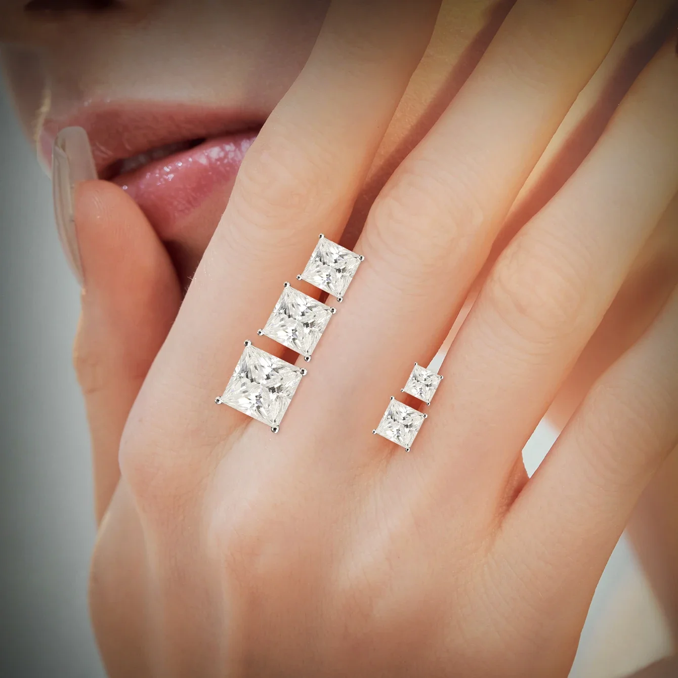 

S925 Silver Stud Earrings Princess Cut Earring Moissanite Earring for Women with Gra Certificate Engagement