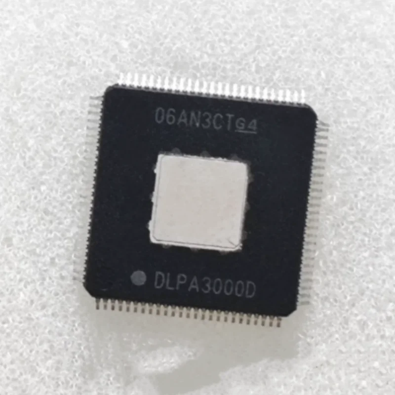 3PCS New DLPA3000C  DLPA3000D  DLPA3005D  DLPA3000CPFDR  DLPA3000DPFDR   DLPA3005DPFDR   QFP100 Projector ic chip