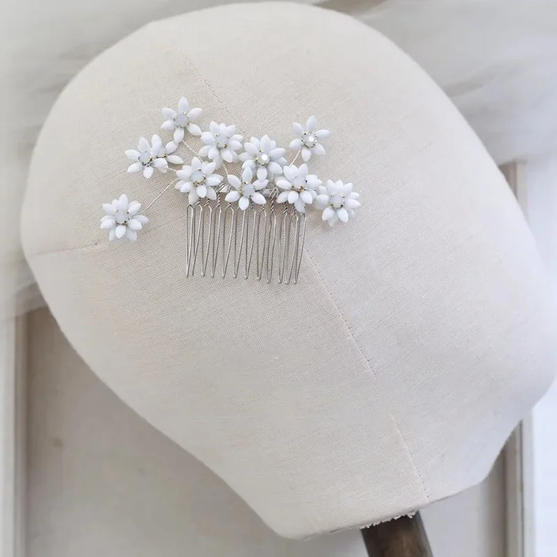 Pretty White Flower Hair Comb Bridal Pins Set Silver Color Wedding Girls Headpiece Women Bobby Pin