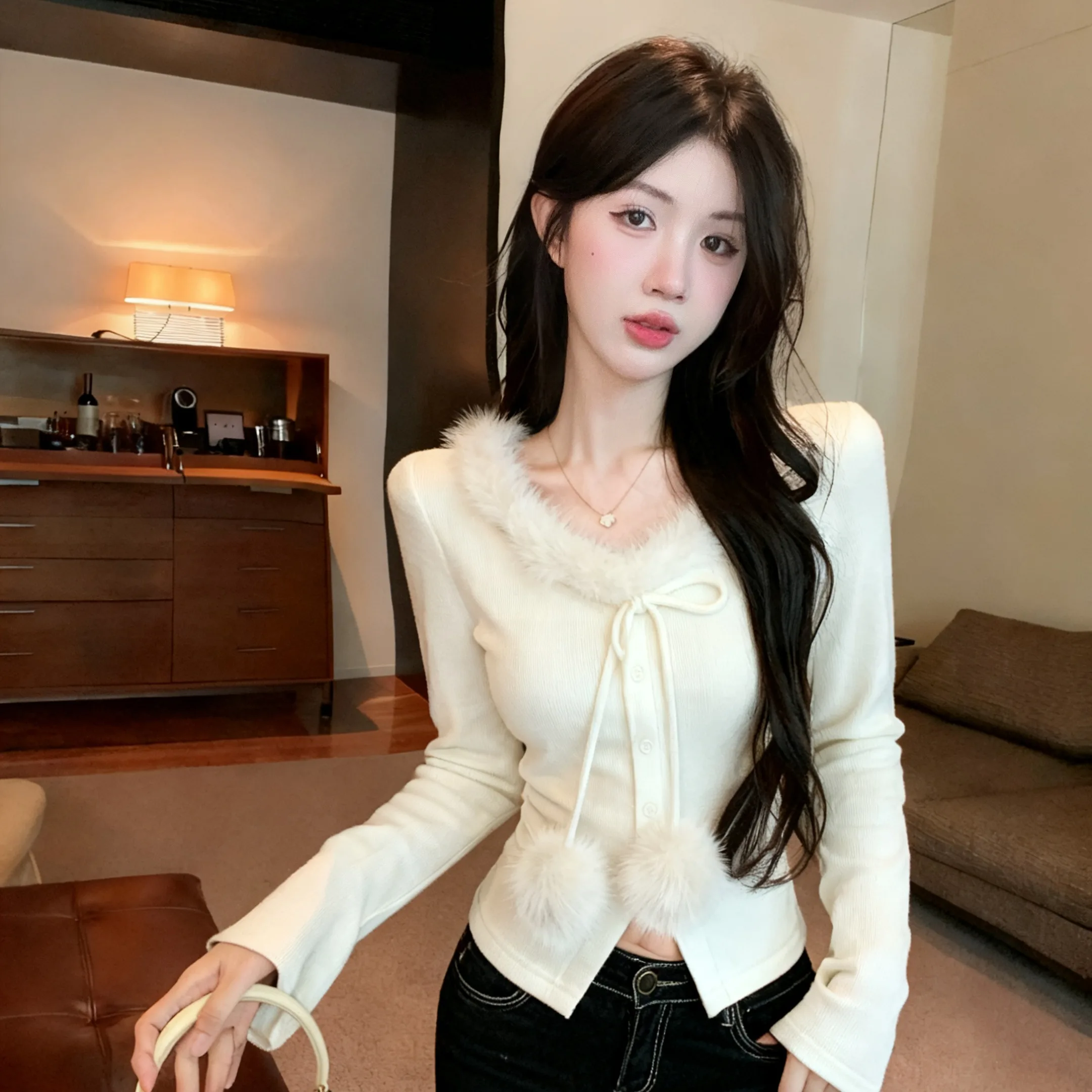 Modny kołnierz z futra, ozdobny sznur, podstawa z kulką, odzież wierzchnia, zimowy, nowy, elegancki, damski, modny T-shirt, codzienny, jednolity kolor.