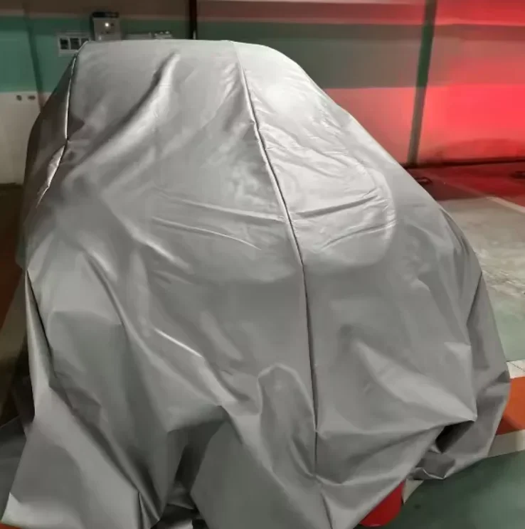 Coperta antincendio per auto in materiale fibra di vetro 1100 resistente di alta qualità 6 * 9M Coperta antincendio per auto EV