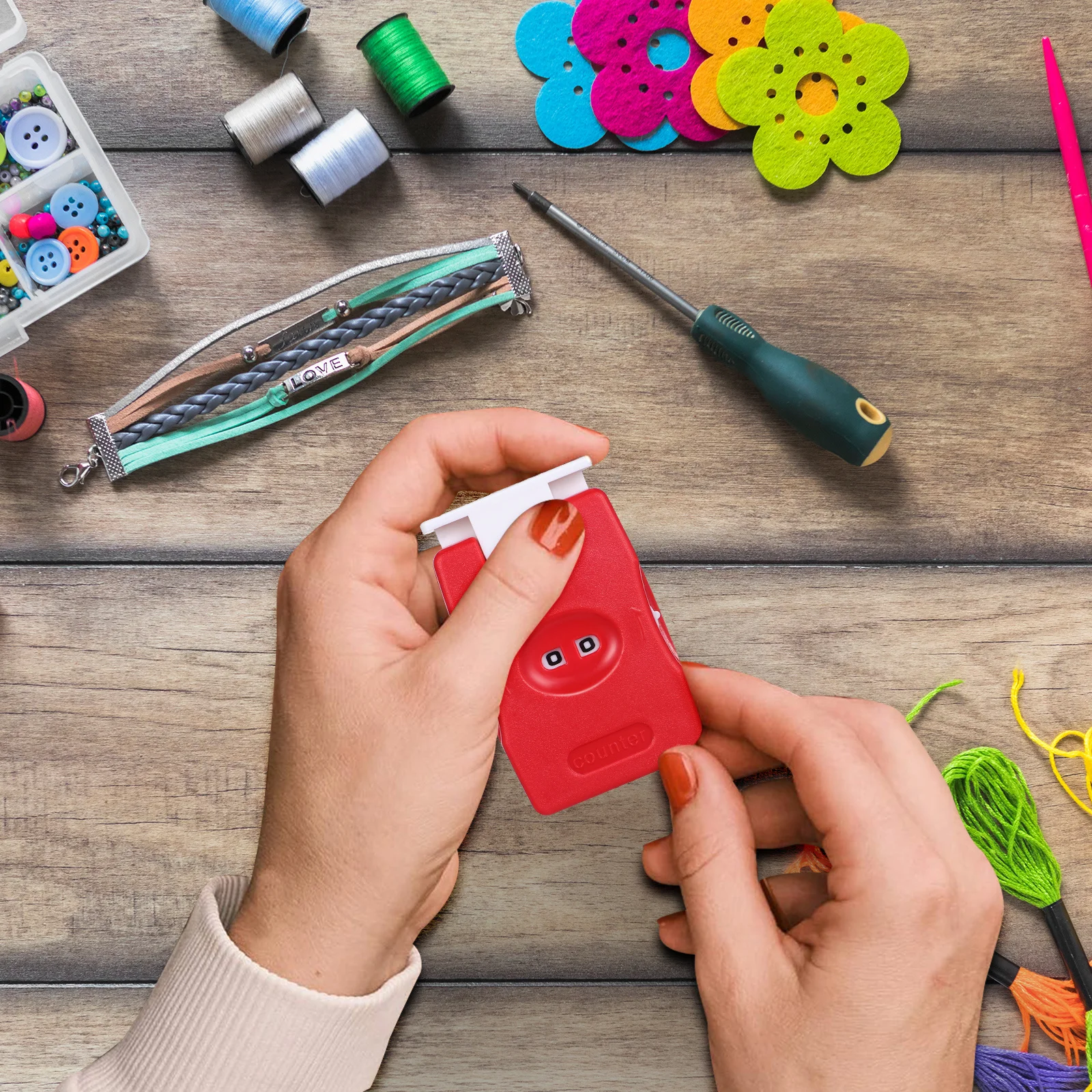 

2 pcs Knitting Crochet Compact Row Counter For Stitch Counting Portable Digital Tool Crocheting Accessories Knitting Machine