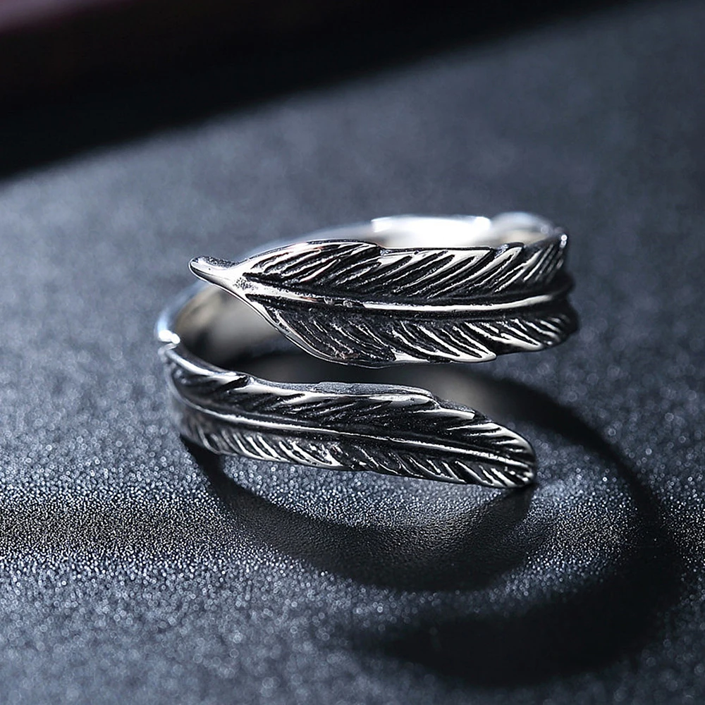 Anello in acciaio inossidabile con piume aperte Creative retrò gioielli da uomo e da donna Punk Viking Odin Crow Feather Ring regalo da uomo