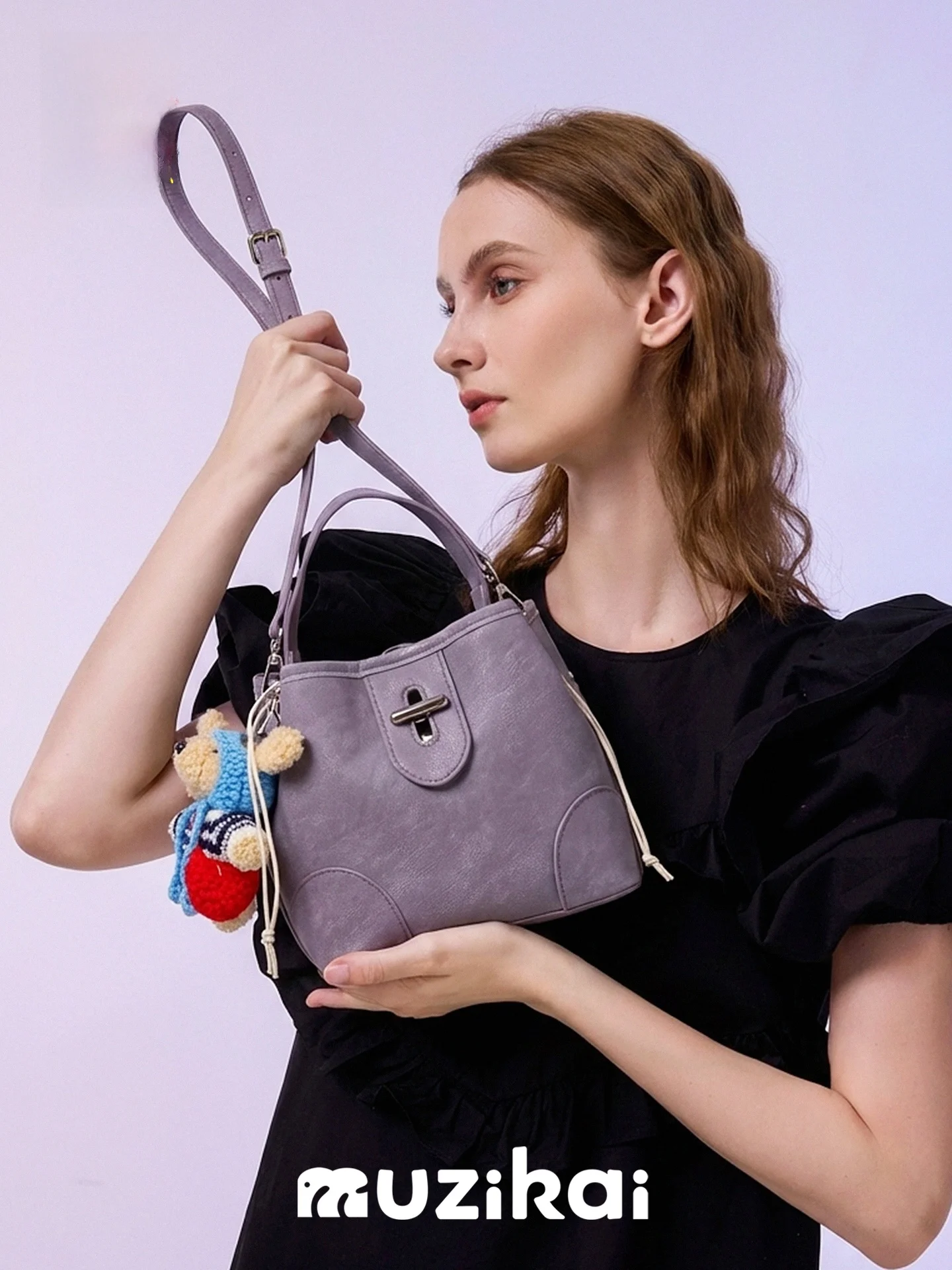 

MuziKai Women's Bucket Bag Fashionable Work Bag Small Luxury Sensation Crossbody Handbag Polyester Magnetic Buckle