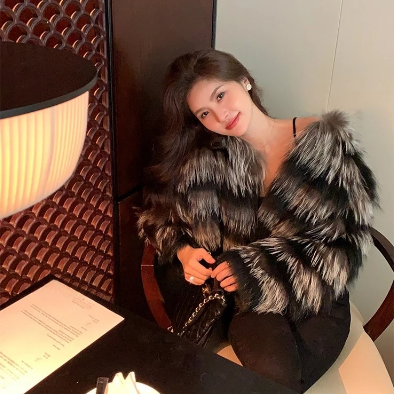 욜란페어리 천연 실버 폭스 코트 여성용 따뜻한 고급 라운드 칼라 출퇴근용 짧은 리얼 실버 폭스 퍼 코트 여성 2025