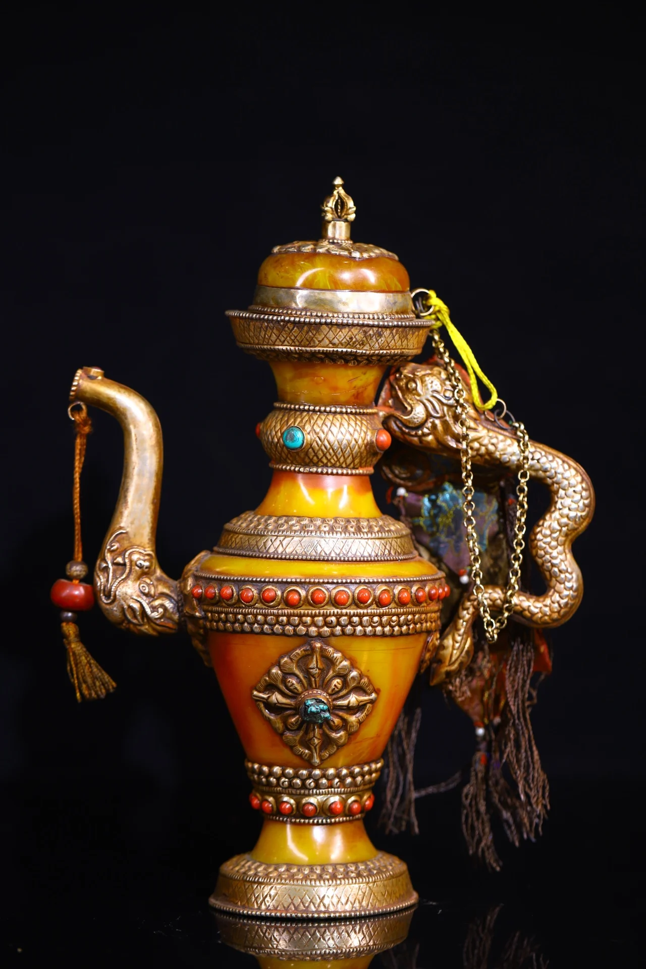 

11"Tibetan Temple Collection Old Beeswax Tibetan Silver Gilded Mosaic Gem Dragon handle Dragon mouth hidden Pot Kettle Flagon