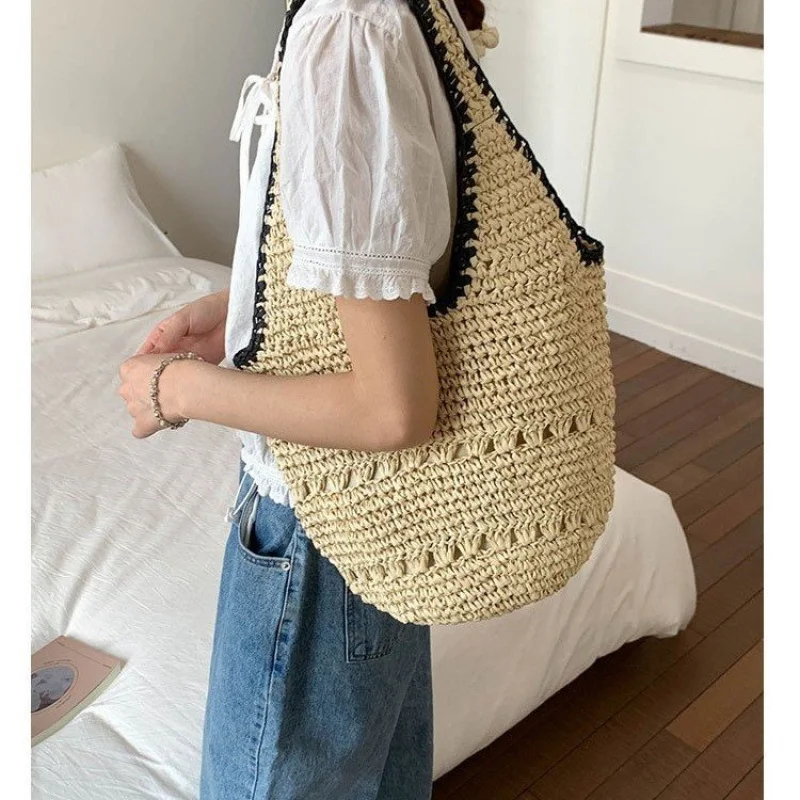 حقيبة كروس عصرية بتصميم ماسنجر بلون سادة للنساء من الجلد بتصميم أنيق وبسيط #3