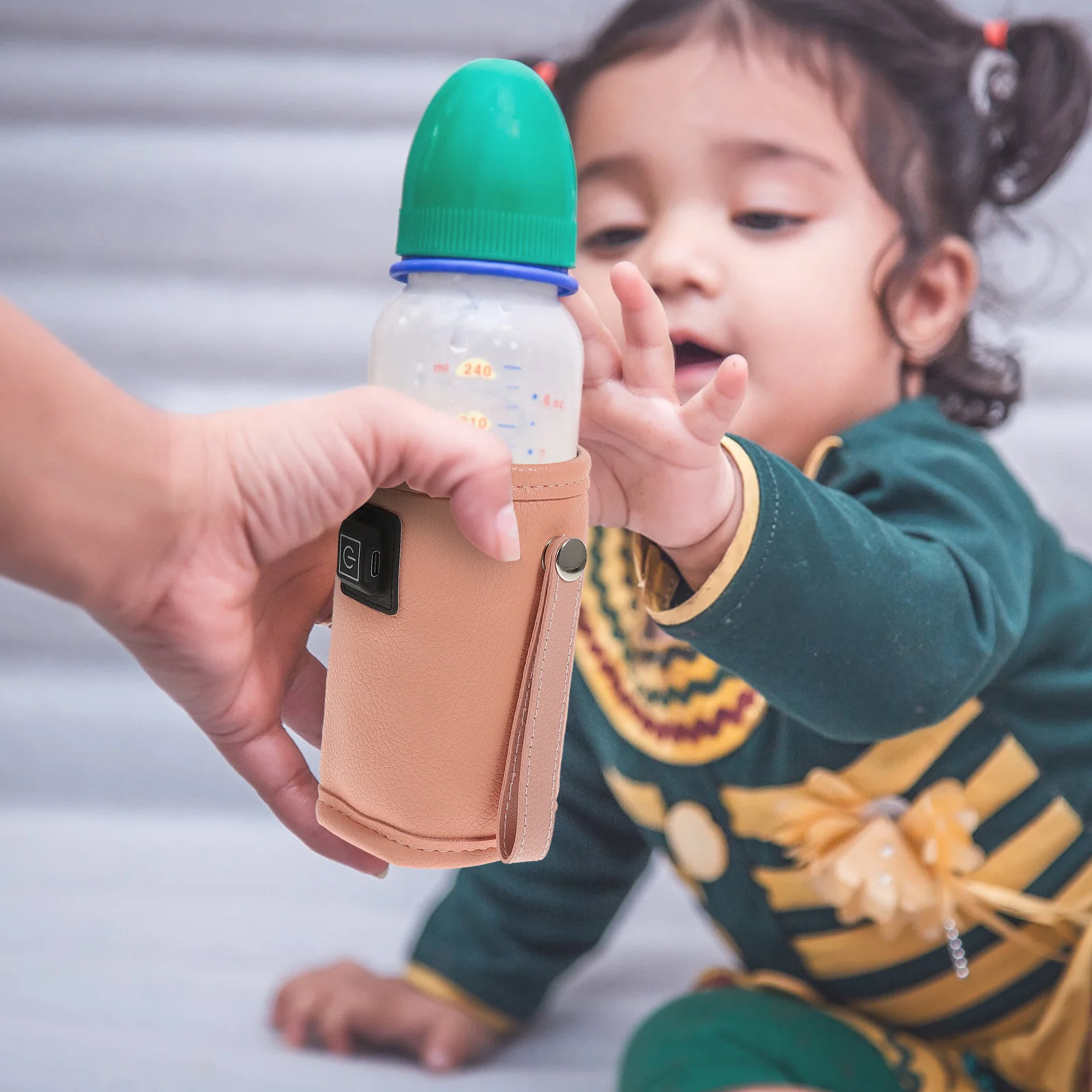 

USB Baby Bottle Warmer Portable Milk Bottle Heater for Car Travel 3 Gears Adjustable Keep Warm Anytime Anywhere