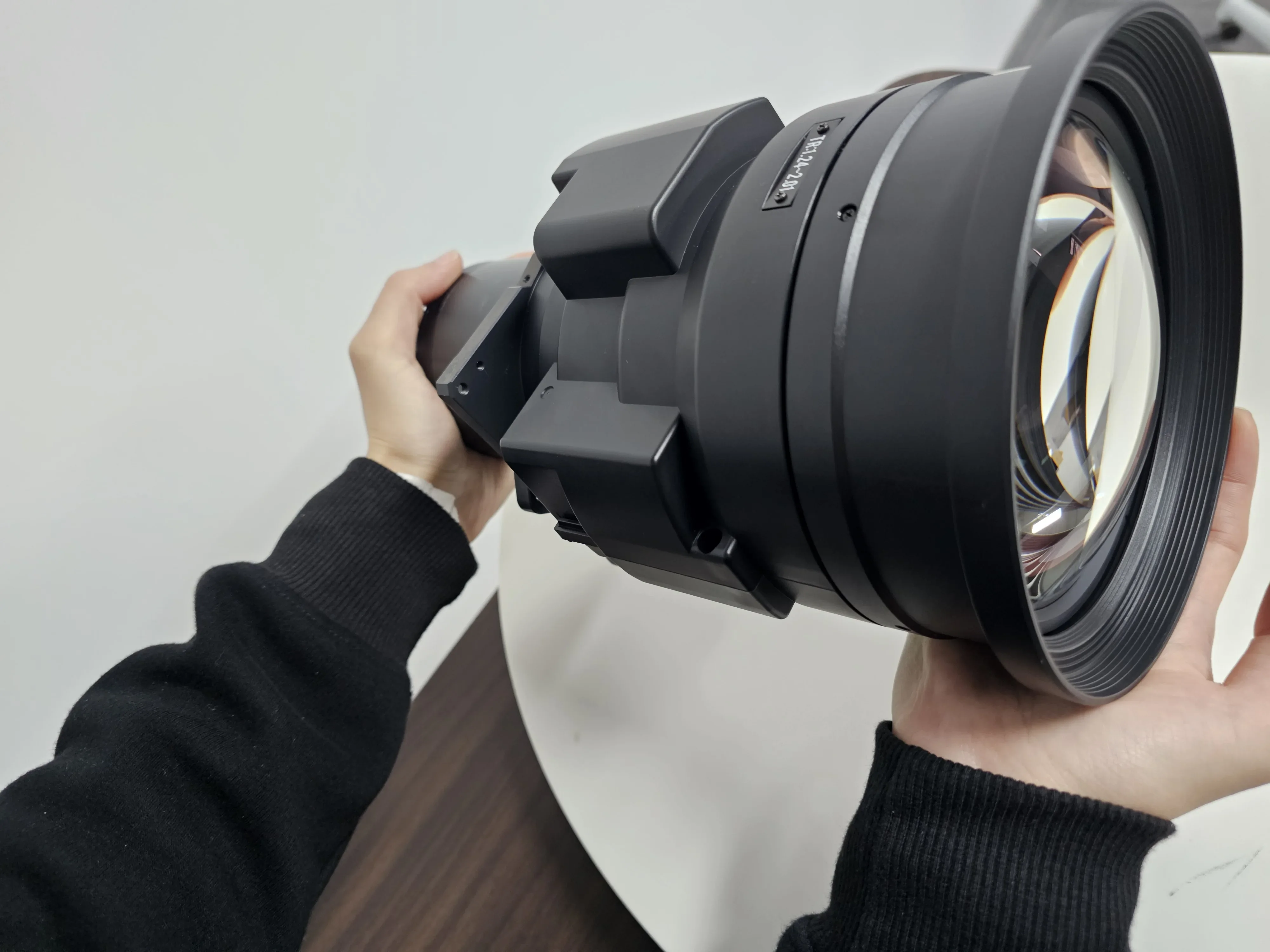 4K 7D Holographic Projector with 3 LCD 30000 ANSI Lumens for Outdoor Building 3D Map Large Venue Projection