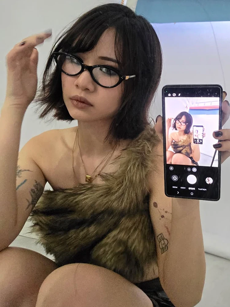 Cutenew Coquette Wild Furry Canotte Donna Tendenza sexy Off-spalla Midnight Party Clubwear Hottie High Street Wild Style Vest